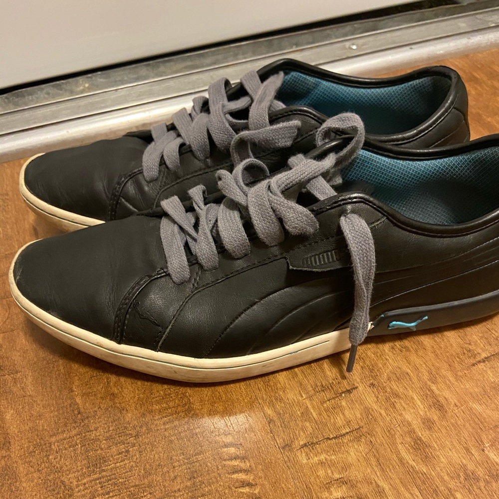 Puma Sneakers